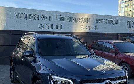 Mercedes-Benz GLB, 2021 год, 3 700 000 рублей, 3 фотография