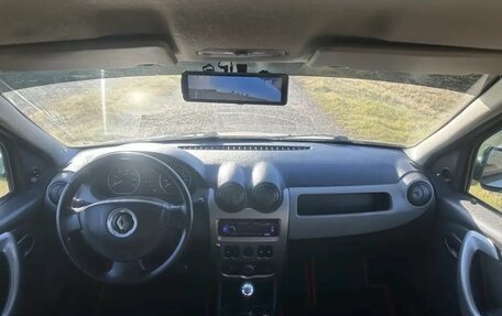 Renault Logan I, 2010 год, 270 000 рублей, 6 фотография