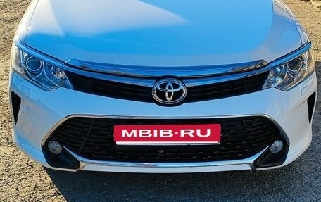 Toyota Camry, 2016 год, 2 300 000 рублей, 2 фотография