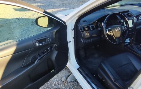 Toyota Camry, 2016 год, 2 300 000 рублей, 8 фотография