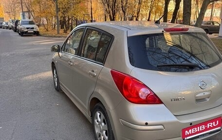 Nissan Tiida, 2010 год, 900 000 рублей, 4 фотография