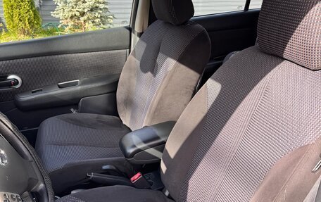 Nissan Tiida, 2010 год, 900 000 рублей, 13 фотография