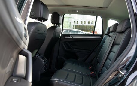 Volkswagen Tiguan II, 2021 год, 3 448 000 рублей, 13 фотография