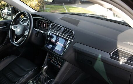 Volkswagen Tiguan II, 2021 год, 3 448 000 рублей, 14 фотография