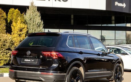 Volkswagen Tiguan II, 2021 год, 3 448 000 рублей, 17 фотография