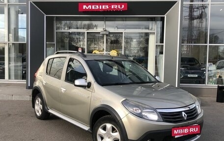 Renault Sandero I, 2013 год, 658 000 рублей, 3 фотография