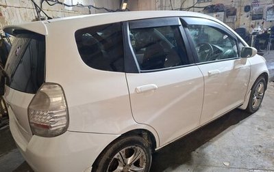 Honda Fit III, 2005 год, 350 000 рублей, 1 фотография