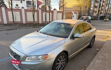 Volvo S80 II рестайлинг 2, 2010 год, 650 000 рублей, 2 фотография