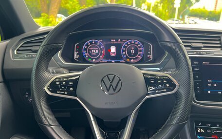 Volkswagen Tiguan II, 2021 год, 3 650 000 рублей, 17 фотография