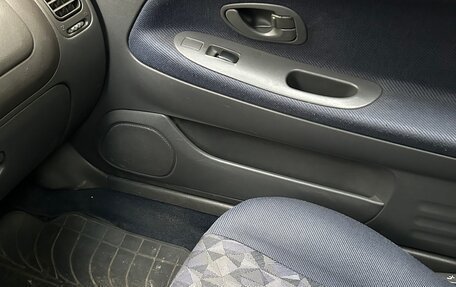 Mitsubishi Colt VI рестайлинг, 1996 год, 160 000 рублей, 18 фотография