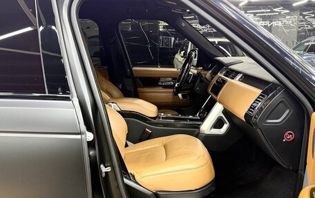 Land Rover Range Rover IV рестайлинг, 2018 год, 7 000 000 рублей, 10 фотография