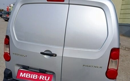 Peugeot Partner II рестайлинг 2, 2016 год, 770 000 рублей, 2 фотография