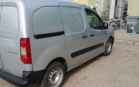 Peugeot Partner II рестайлинг 2, 2016 год, 770 000 рублей, 8 фотография