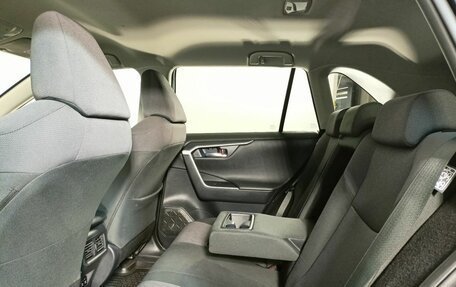 Toyota RAV4, 2019 год, 3 649 000 рублей, 16 фотография