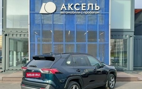 Toyota RAV4, 2019 год, 3 649 000 рублей, 5 фотография