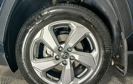 Toyota RAV4, 2019 год, 3 649 000 рублей, 17 фотография