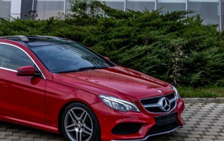 Mercedes-Benz E-Класс, 2014 год, 1 995 000 рублей, 2 фотография
