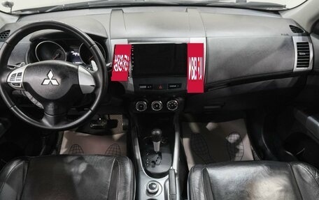 Mitsubishi Outlander III рестайлинг 3, 2010 год, 1 379 000 рублей, 19 фотография