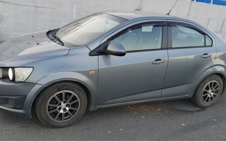 Chevrolet Aveo III, 2013 год, 645 000 рублей, 3 фотография