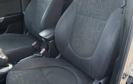 KIA Rio III рестайлинг, 2015 год, 750 000 рублей, 14 фотография