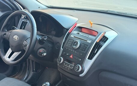 KIA cee'd I рестайлинг, 2011 год, 699 000 рублей, 10 фотография