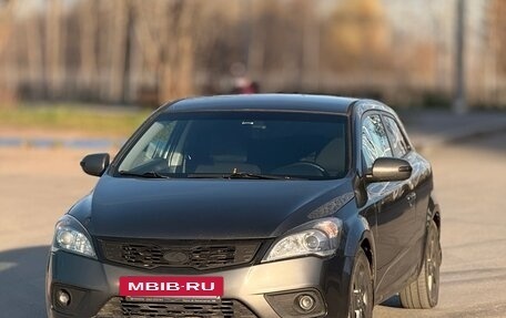 KIA cee'd I рестайлинг, 2011 год, 699 000 рублей, 2 фотография