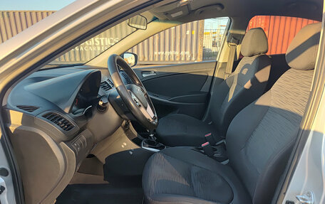 Hyundai Solaris II рестайлинг, 2015 год, 835 000 рублей, 16 фотография