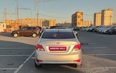 Hyundai Solaris II рестайлинг, 2015 год, 835 000 рублей, 6 фотография