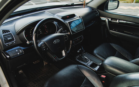 KIA Sorento II рестайлинг, 2013 год, 1 800 000 рублей, 16 фотография