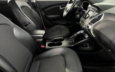 Hyundai ix35 I рестайлинг, 2011 год, 1 200 000 рублей, 12 фотография