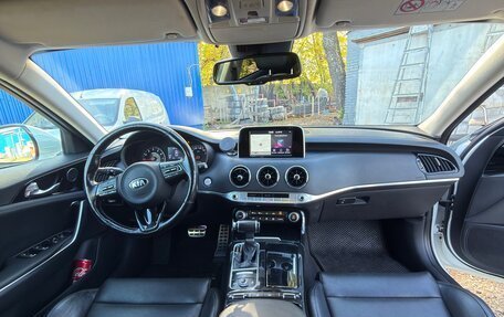KIA Stinger I, 2018 год, 1 850 000 рублей, 4 фотография
