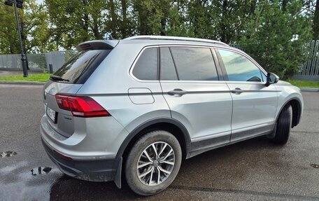 Volkswagen Tiguan II, 2021 год, 2 920 000 рублей, 3 фотография