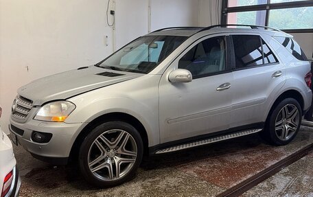 Mercedes-Benz M-Класс, 2005 год, 1 099 000 рублей, 19 фотография