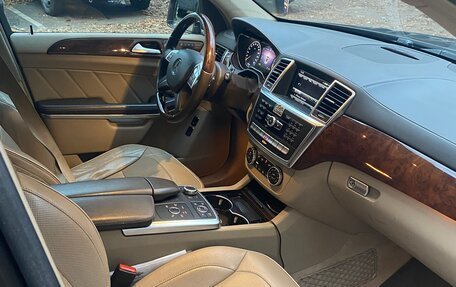 Mercedes-Benz GL-Класс, 2012 год, 2 600 000 рублей, 5 фотография