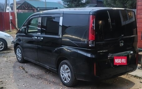 Honda Stepwgn IV рестайлинг, 2015 год, 1 500 000 рублей, 5 фотография
