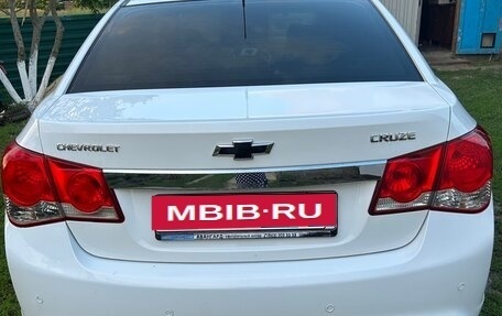 Chevrolet Cruze II, 2013 год, 800 000 рублей, 2 фотография