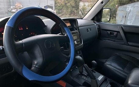 Mitsubishi Pajero III рестайлинг, 2002 год, 700 000 рублей, 4 фотография