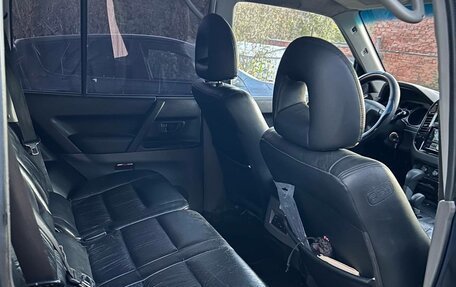 Mitsubishi Pajero III рестайлинг, 2002 год, 700 000 рублей, 7 фотография