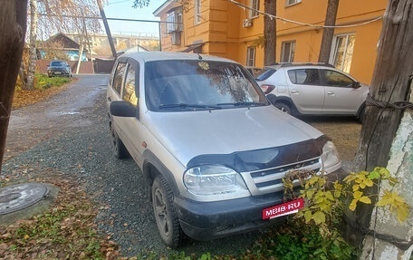 Chevrolet Niva I рестайлинг, 2004 год, 222 000 рублей, 5 фотография