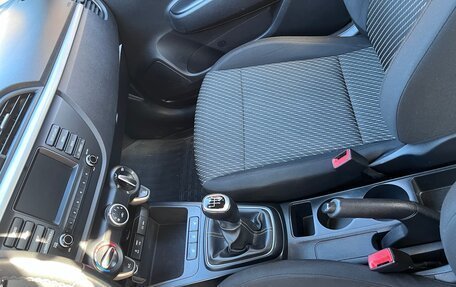 KIA Rio IV, 2018 год, 1 250 000 рублей, 2 фотография