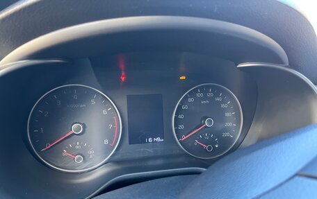 KIA Rio IV, 2018 год, 1 250 000 рублей, 3 фотография