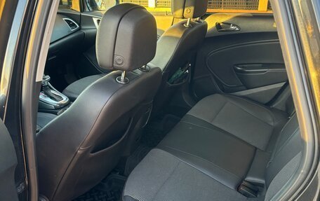 Opel Astra J, 2013 год, 950 000 рублей, 11 фотография