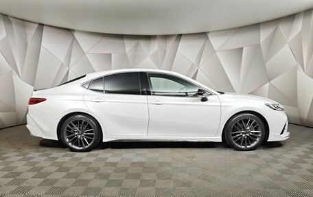 Toyota Camry, 2024 год, 4 300 000 рублей, 6 фотография