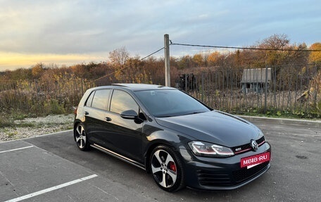 Volkswagen Golf GTI VII, 2016 год, 2 400 000 рублей, 3 фотография