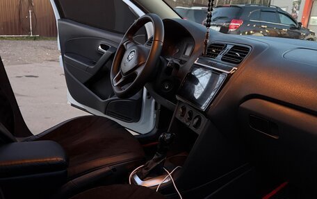 Volkswagen Polo VI (EU Market), 2018 год, 620 000 рублей, 14 фотография