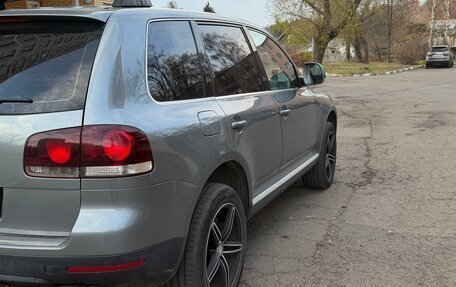 Volkswagen Touareg III, 2007 год, 1 350 000 рублей, 2 фотография