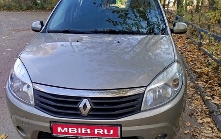 Renault Sandero I, 2014 год, 650 000 рублей, 1 фотография