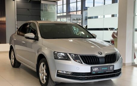 Skoda Octavia, 2018 год, 1 785 000 рублей, 3 фотография