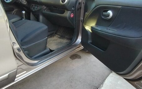 Nissan Note II рестайлинг, 2011 год, 700 000 рублей, 5 фотография