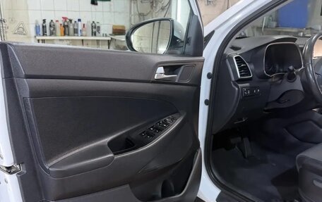 Hyundai Tucson III, 2019 год, 1 999 999 рублей, 9 фотография